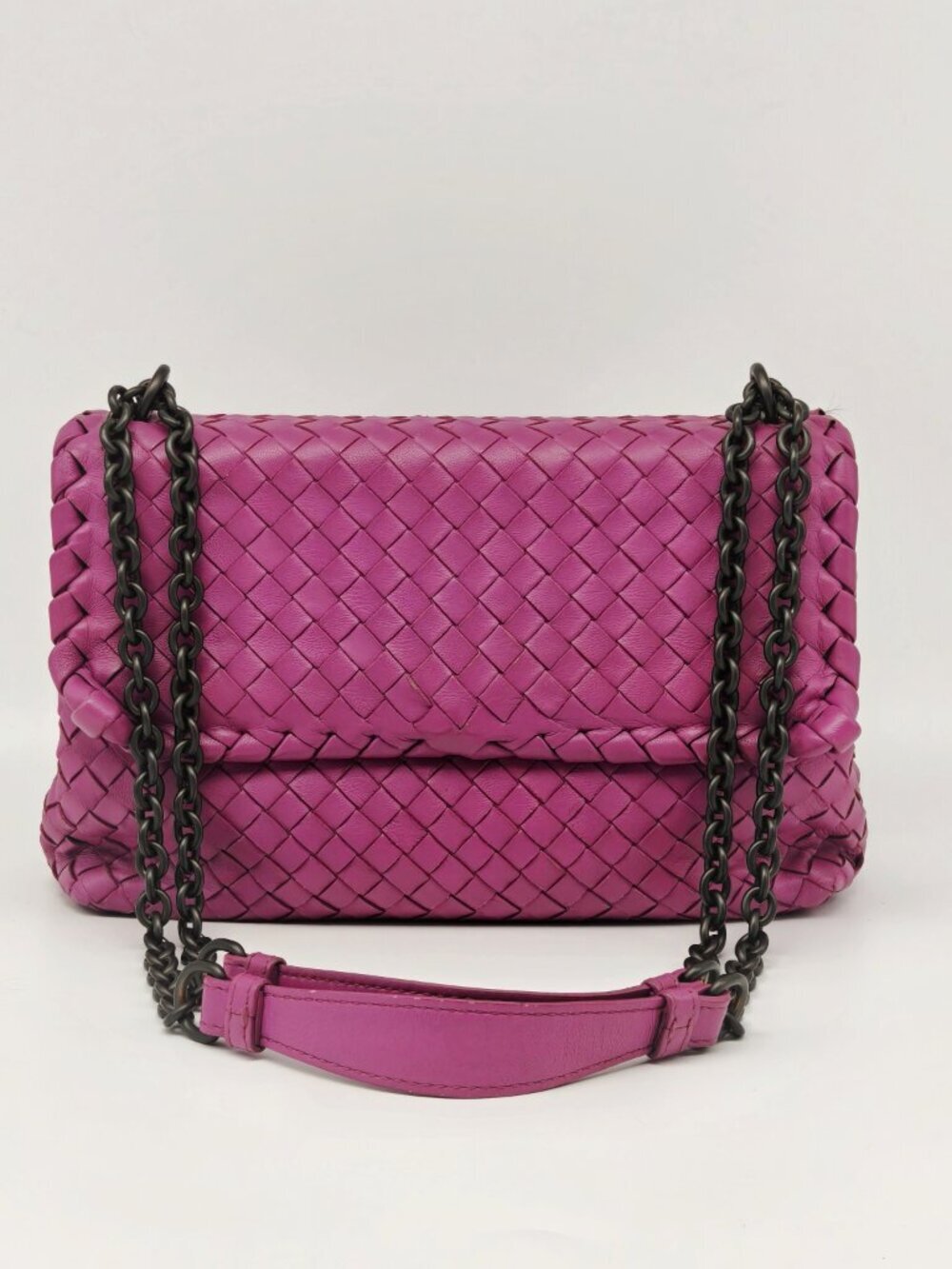 Bottega Veneta Intrecciato Purple Leather Chain Shoulder Bag Black Chain - Picture 6 of 12